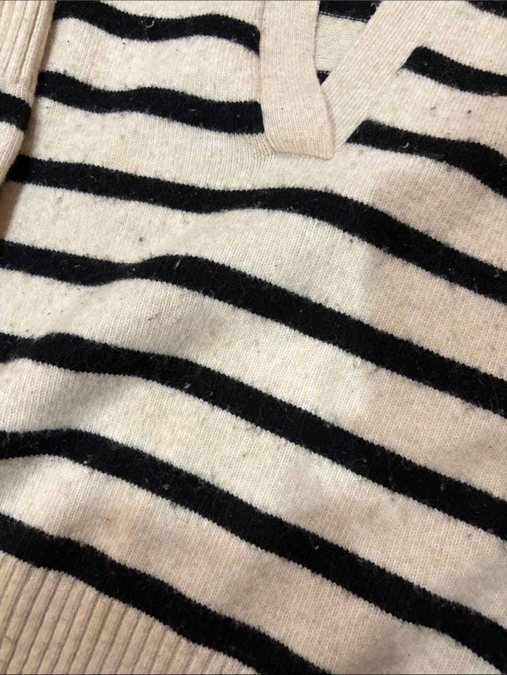 h&m collared sweater - Picture 4 of 4